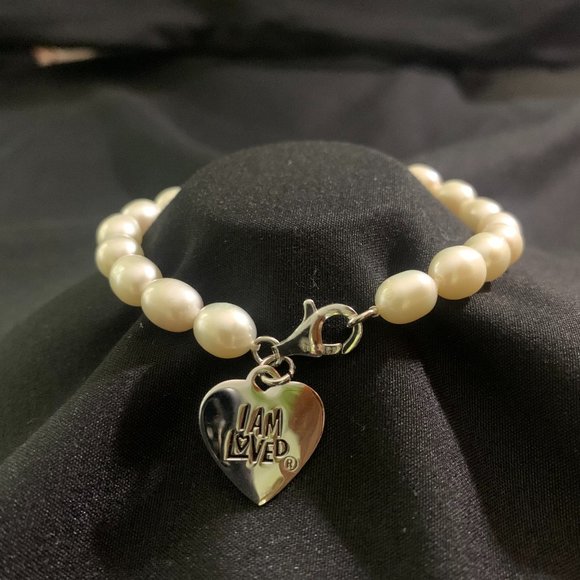 Sterling And Pearl Bracelet "I AM LOVED" - Picture 1 of 4